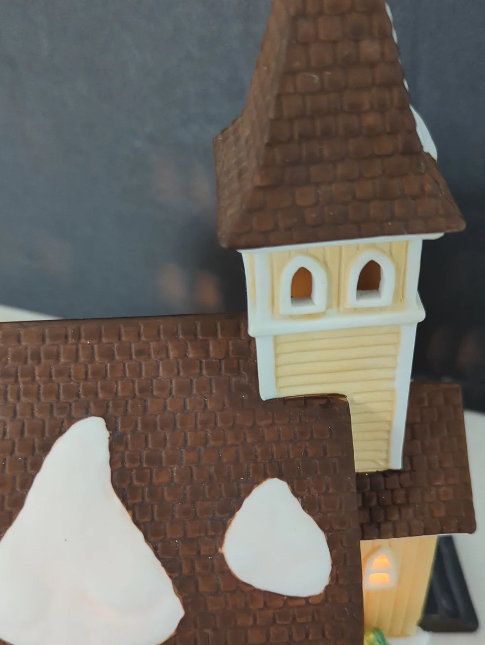 Dept. 56. 1990 New England Village Series.  Sleepy Hollow Church
